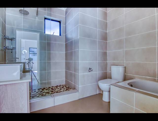 1 BEDROOM APARTMENT RENTED IN BRYANSTON